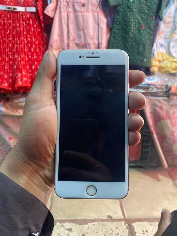 7 plus  32 gb with 100 health new  battery non pta 5