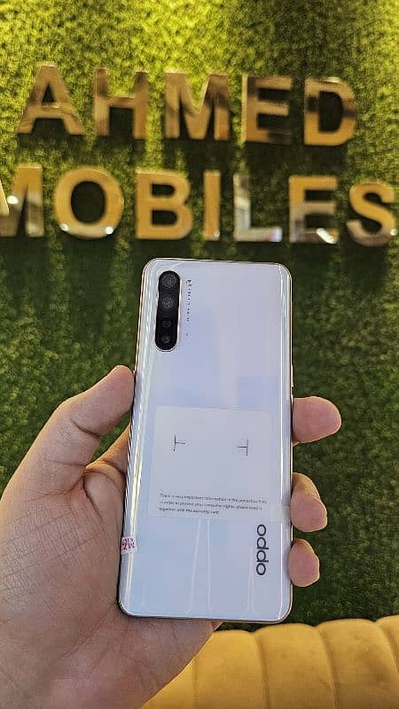Oppo Reno 3 5G 256 gb 12 Gb Brand new PTA Approved 10/10 condition 2