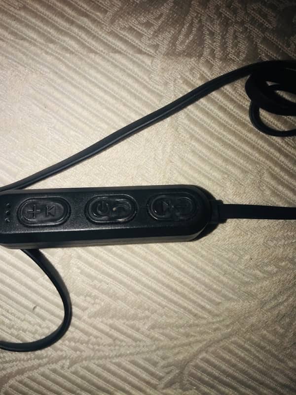 wireless Bluetooth headfree 4
