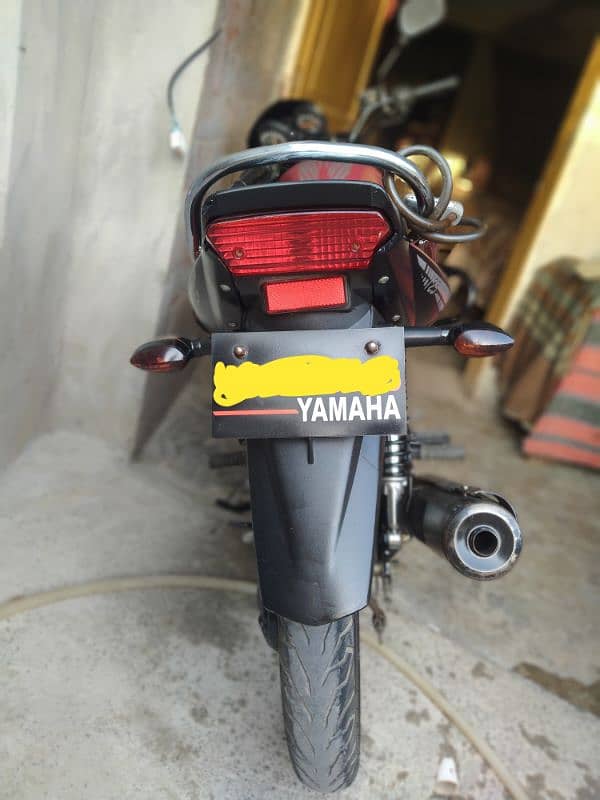 Yamaha YBR 125 5