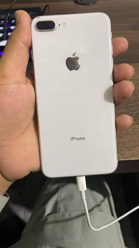 iPhone 8 Plus _||64Gb PTA Approved_|| Rs18000_|| waterpack||Battery 90 6
