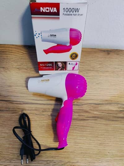lightwaight portable hair dryer with fast drying tecnology 1000 watts