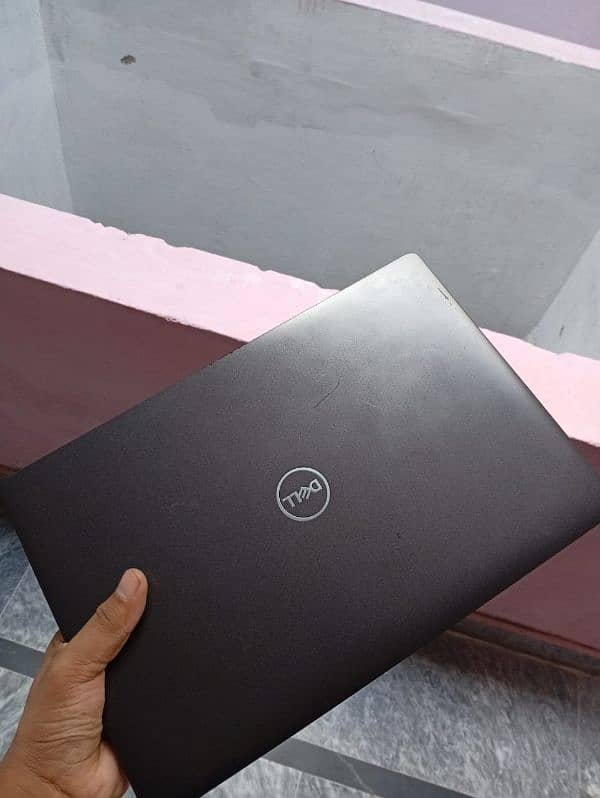 Core i5 8th generation 1