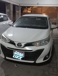 Toyota Yaris 2020 ( 1.5 )