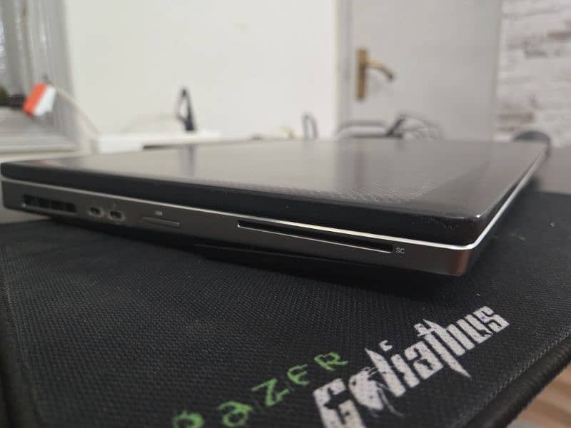 Dell Inspiron D7730 core i5 8th Generation 7