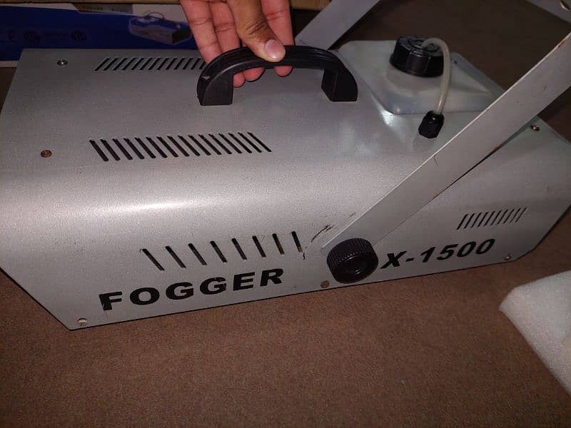 FOG MACHINE (smoke) - FOGGER X-1500 + liquid 2