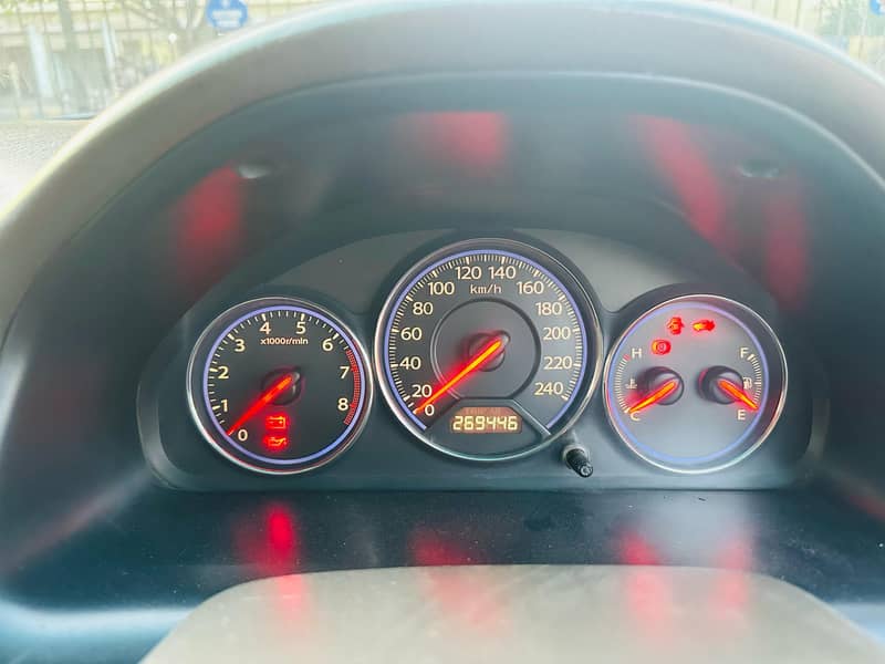 Honda Civic EXi 2005 4