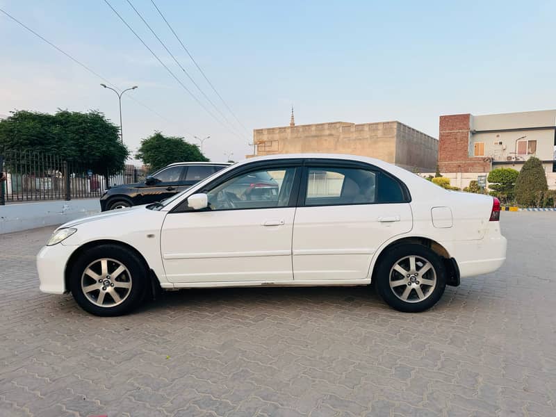 Honda Civic EXi 2005 12