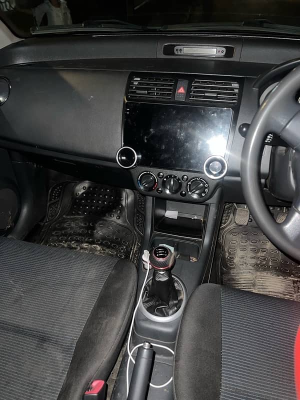 Suzuki Swift 2013 6
