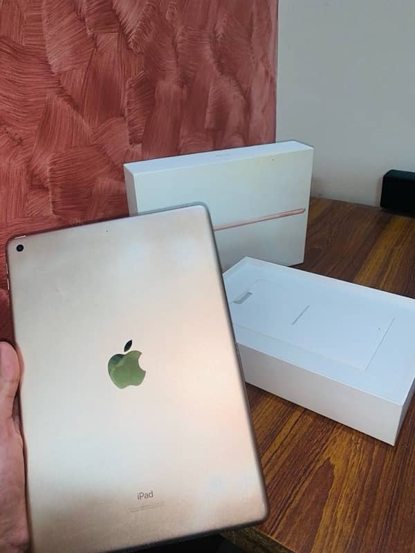 Ipad 8 generation 32gb 1
