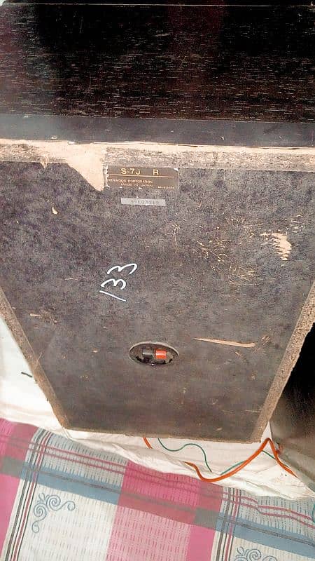 KENWOOD 7J 140WATTS SPEAKERS 3