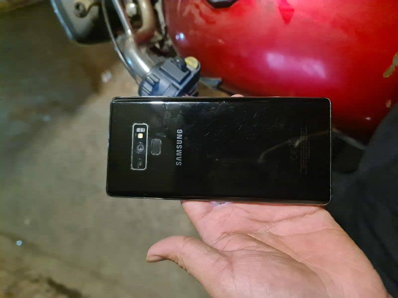 6.128  samsung note9 contact 03284602030 8