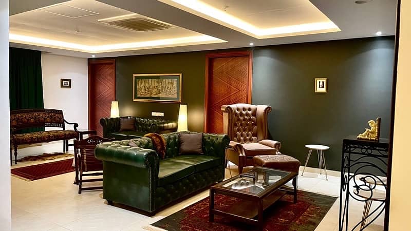 Gold crest Mall apartment daily weekly available 0