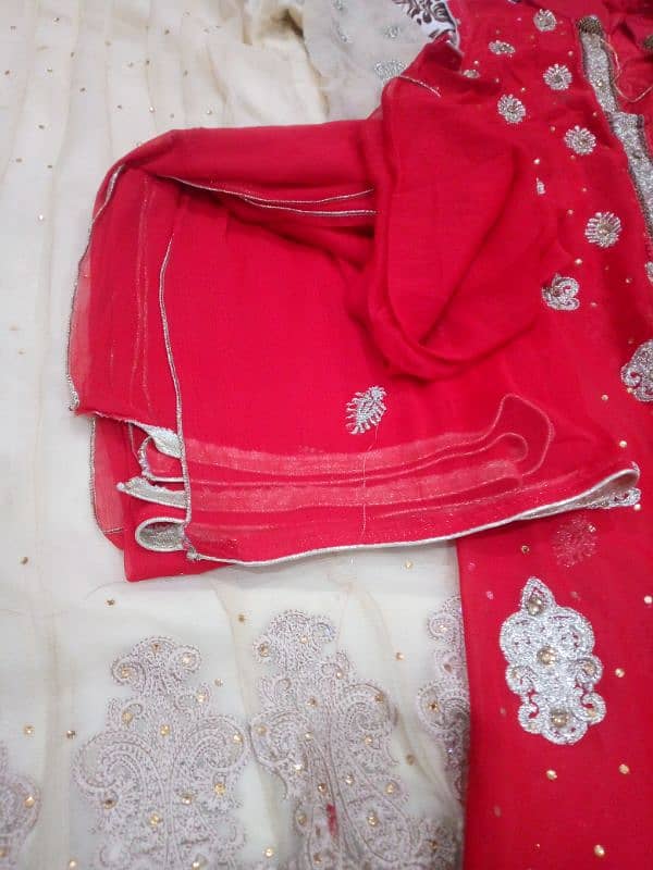 long frock/ maxi for sell less price 8000 8