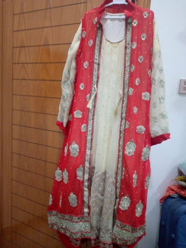 long frock/ maxi for sell less price 8000 11