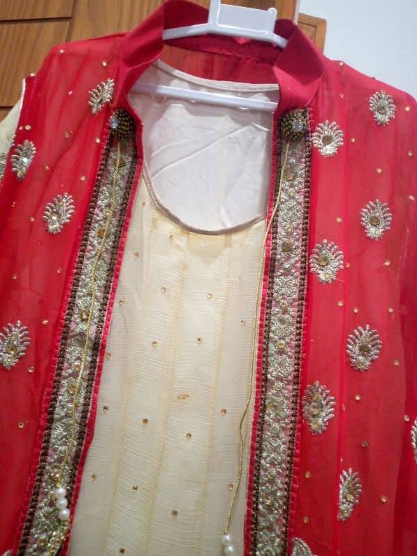 long frock/ maxi for sell less price 8000 12