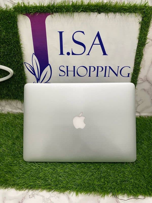 APPLE MACBOOK AIR 2017 i7 Slim and Lightweight heavy processor Us Stoc 1