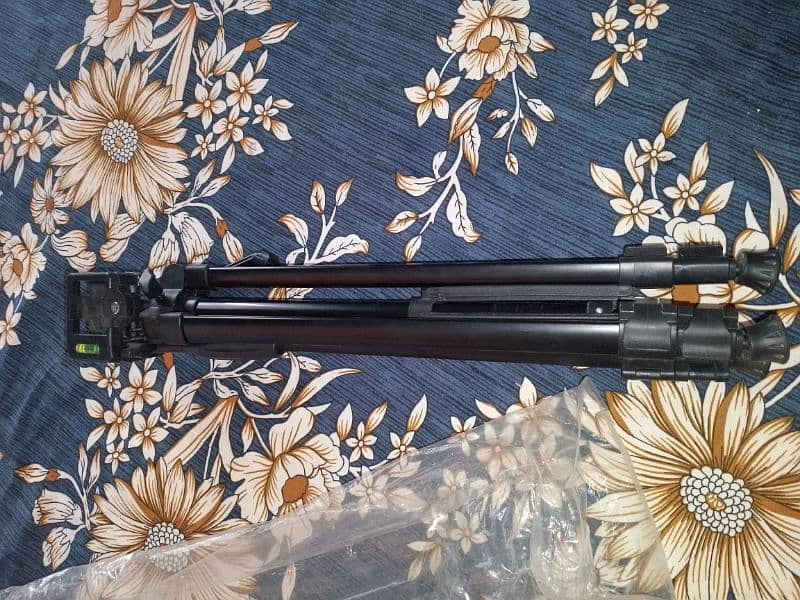 Tripod 330A Original Mobile Stand 10