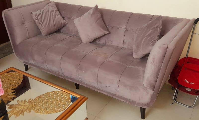5 Seater Sofa Set (3 & 2 seater) with Centre Table 1