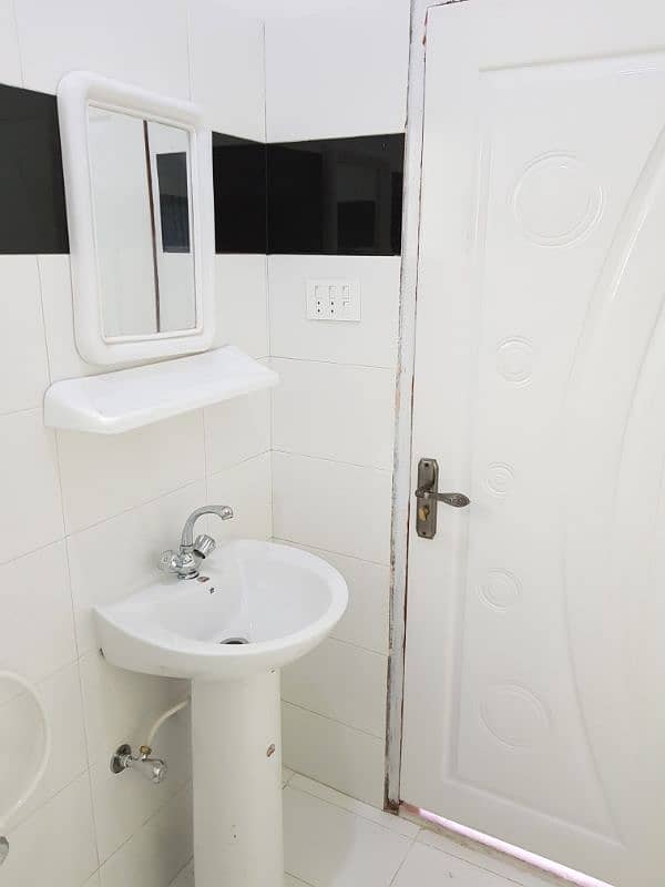 Semi furnished executive flat available for rent in Pak Arab Phase 1 4