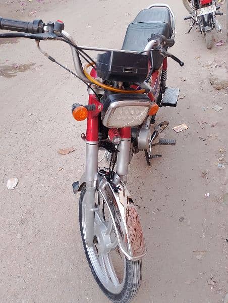 United 70cc With Alloy Rim 2