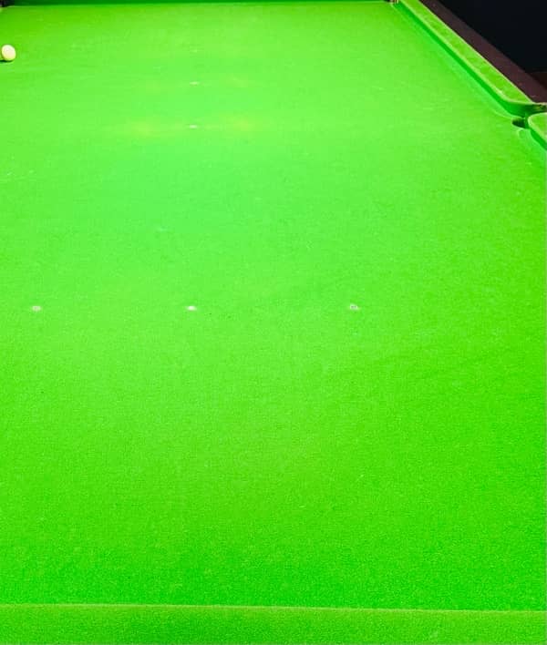 Snooker Table 6’x12’ (Cloths) 4