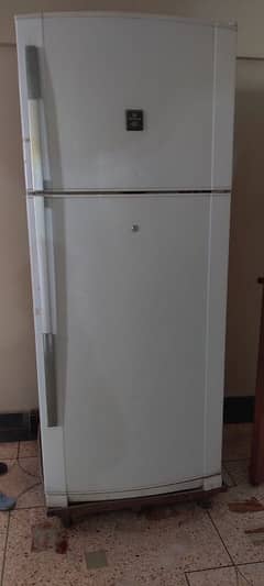 Dawlance fridge full size(non frost)