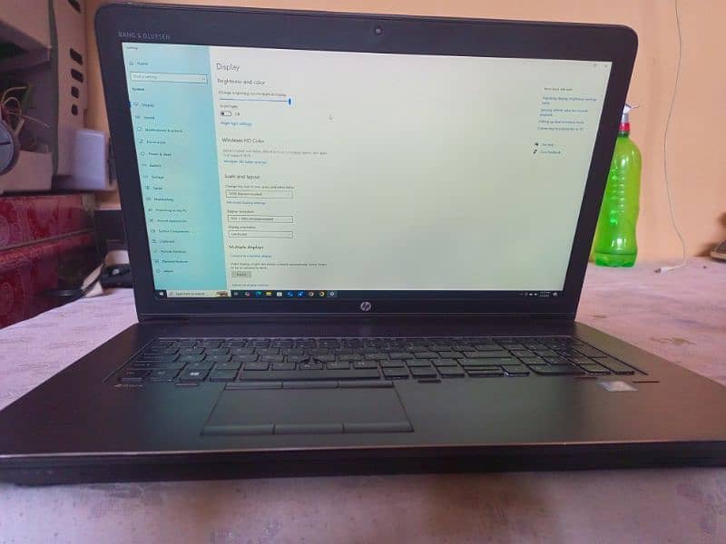 HP Zbook 17 G3 2