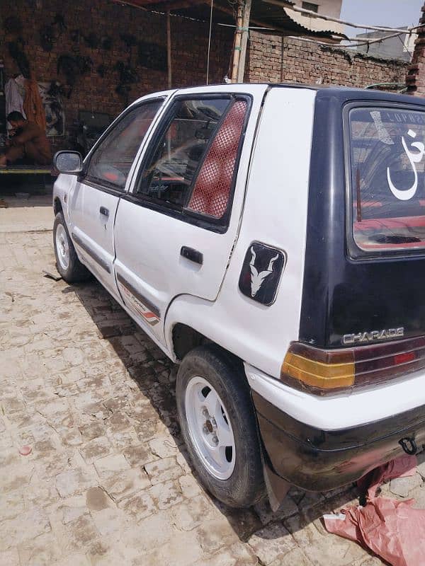 Daihatsu Charade 1988 4