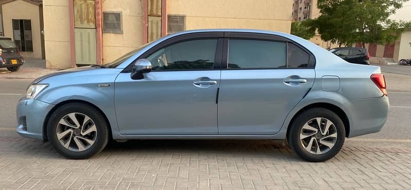 Toyota Corolla Axio 2014 2