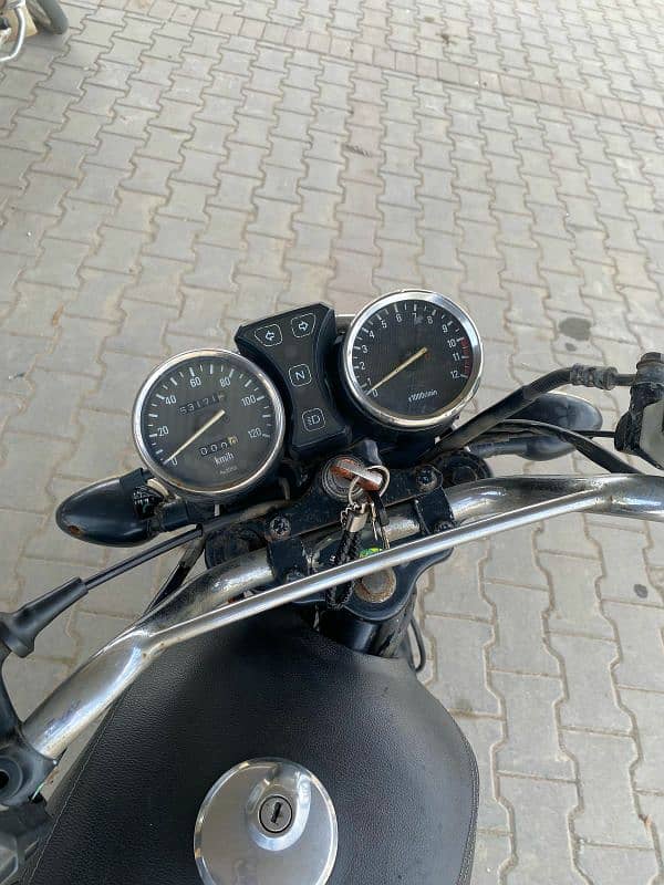 Suzuki GS 150  SE Model 2016 | Suzuki In Bikes | Total Genuine 13