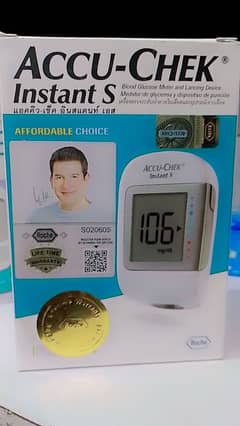 Accu CHEK instead s and evocheck glucosmeter