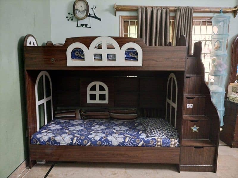 Double decker bed in mint condition made from long lasting wood 3