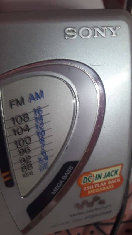 Sony Walkman WM FX-199 1
