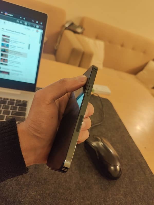 Iphone 12 pro Jv 5