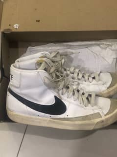 NIKE BLAZZERS