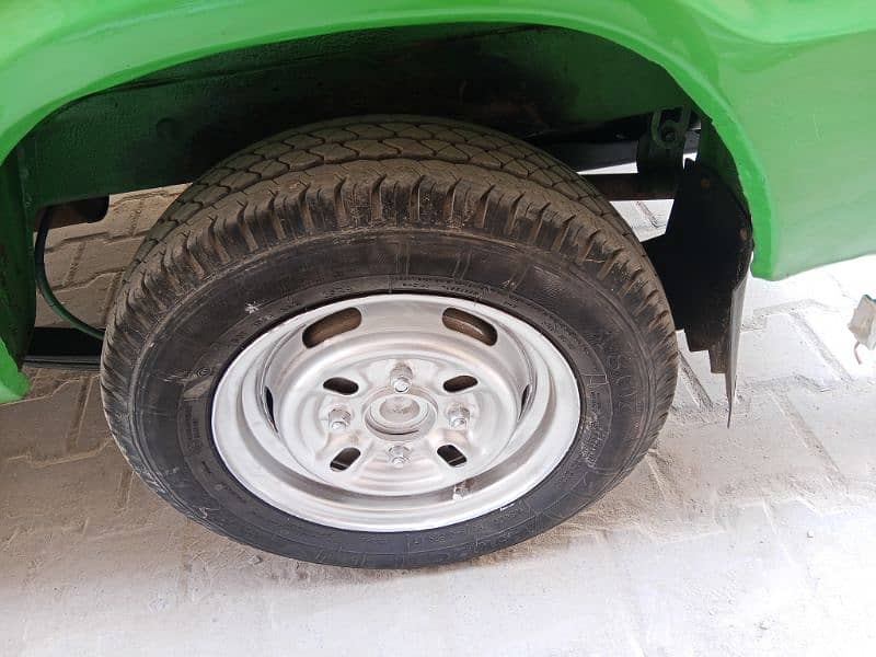 Suzuki bolan carry Daba 2015 5