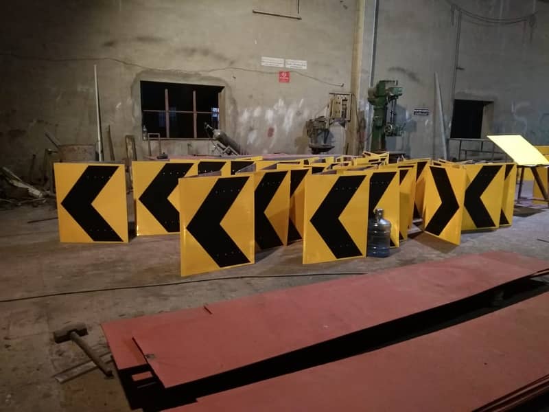 Road Barrier- Road Studs - Anti glare Sheet |Precaution Signboards 2