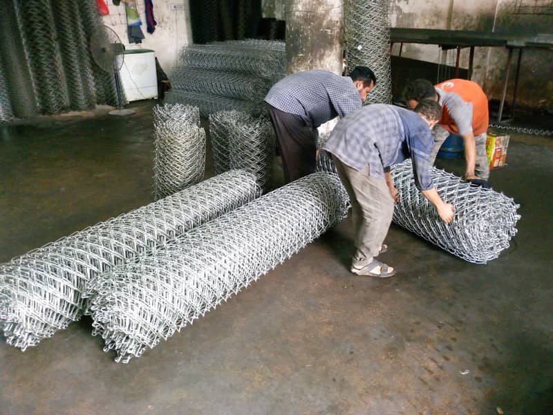 hotdipped Galvanized Chainlink Fence / Pvc coated Chainlink/ fence 12