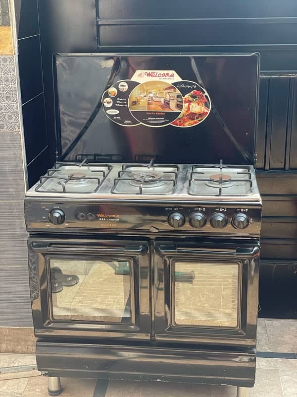 Gass Cooker in good condition use only 1 month 2
