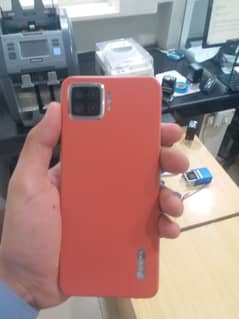 oppo f17 one handed used in mint condition