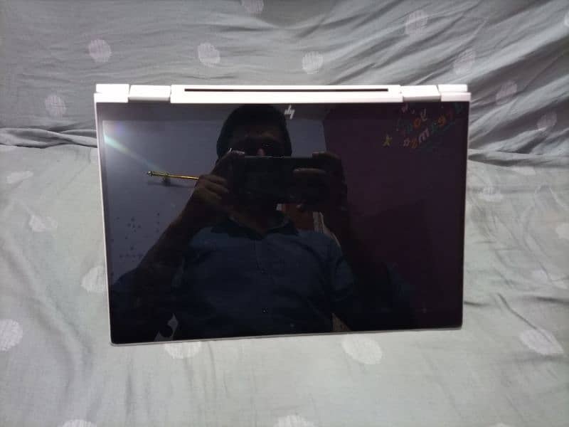 HP EliteBook 1030 G4 i5 8th Generation touch 360 1