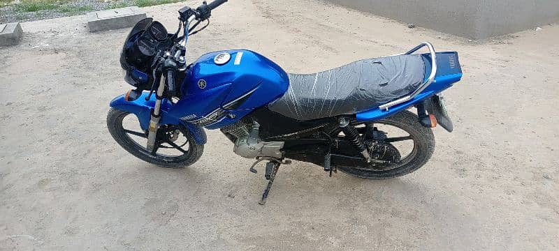 Yamaha YBR 125 | Model 2017 | TOTAL GENIUN 4
