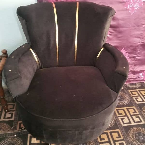 5 setter sofa 1