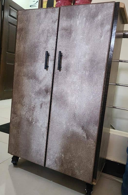 shoe or book Cupboard 0