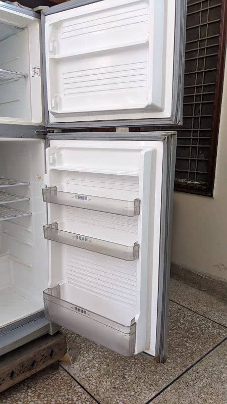 DAWLANCE Fridge (Monogram) 2