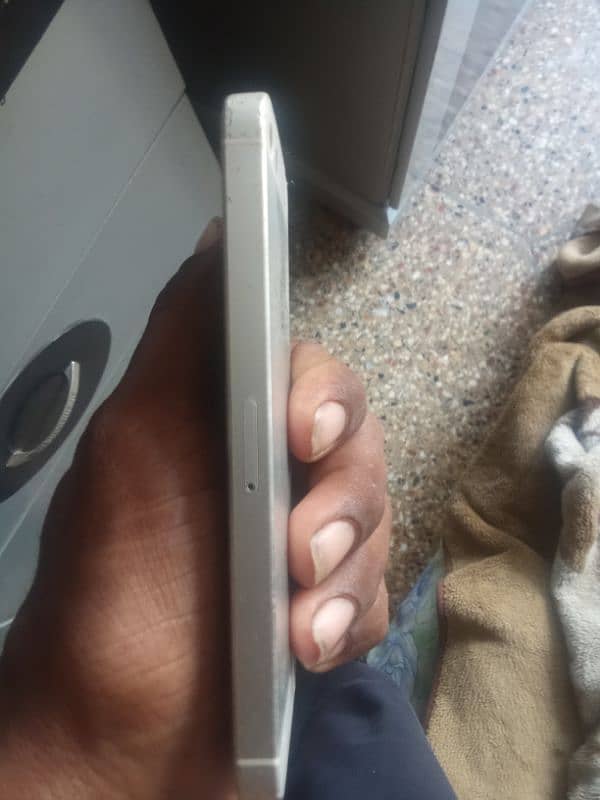 iphone 5s 4