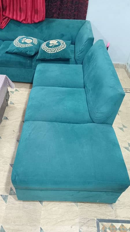 L shape Velvet Sofa Beautiful Colour with 5 Cushions 0
