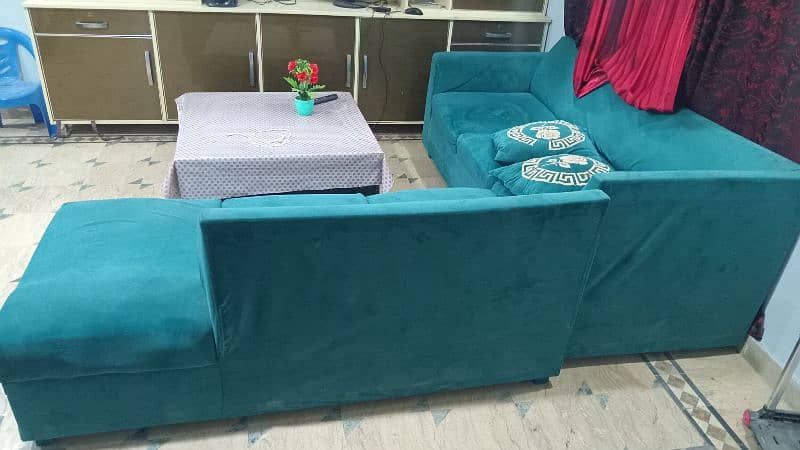 L shape Velvet Sofa Beautiful Colour with 5 Cushions 1