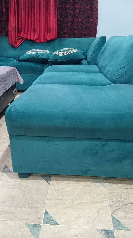 L shape Velvet Sofa Beautiful Colour with 5 Cushions 6